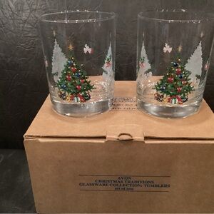 Vintage 1995 Avon Festive Holiday Tree Glass Tumblers